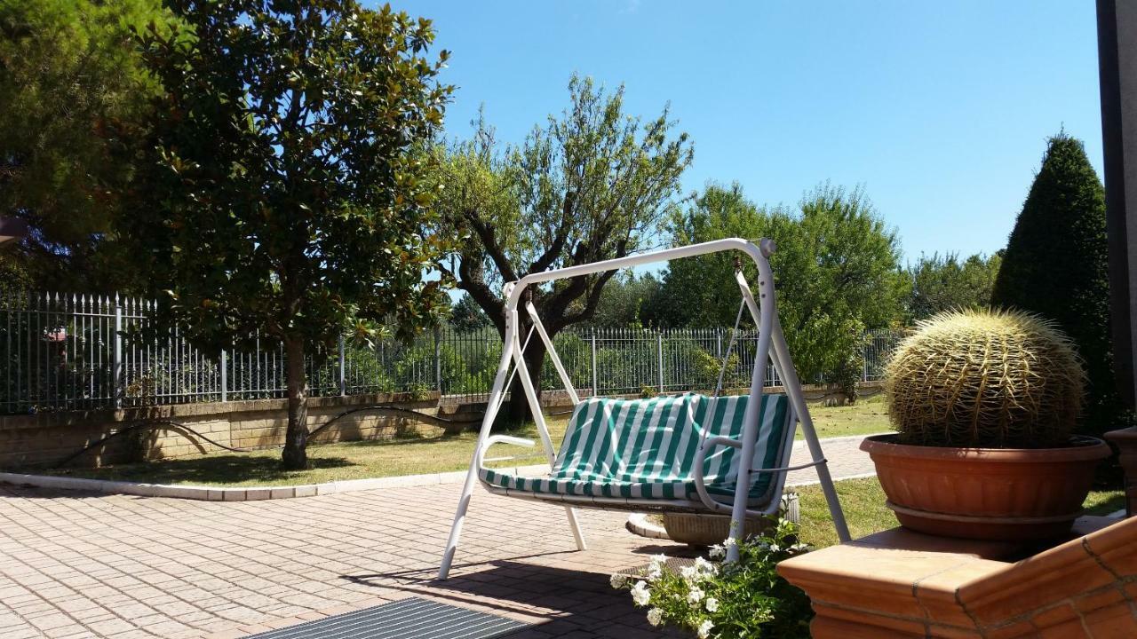Il Mandorlo B&B Civitanova Alta Eksteriør billede